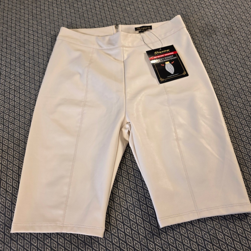 Shinestar Cream Faux Leather High Waist Biker Shorts SC8226 Small NWT
